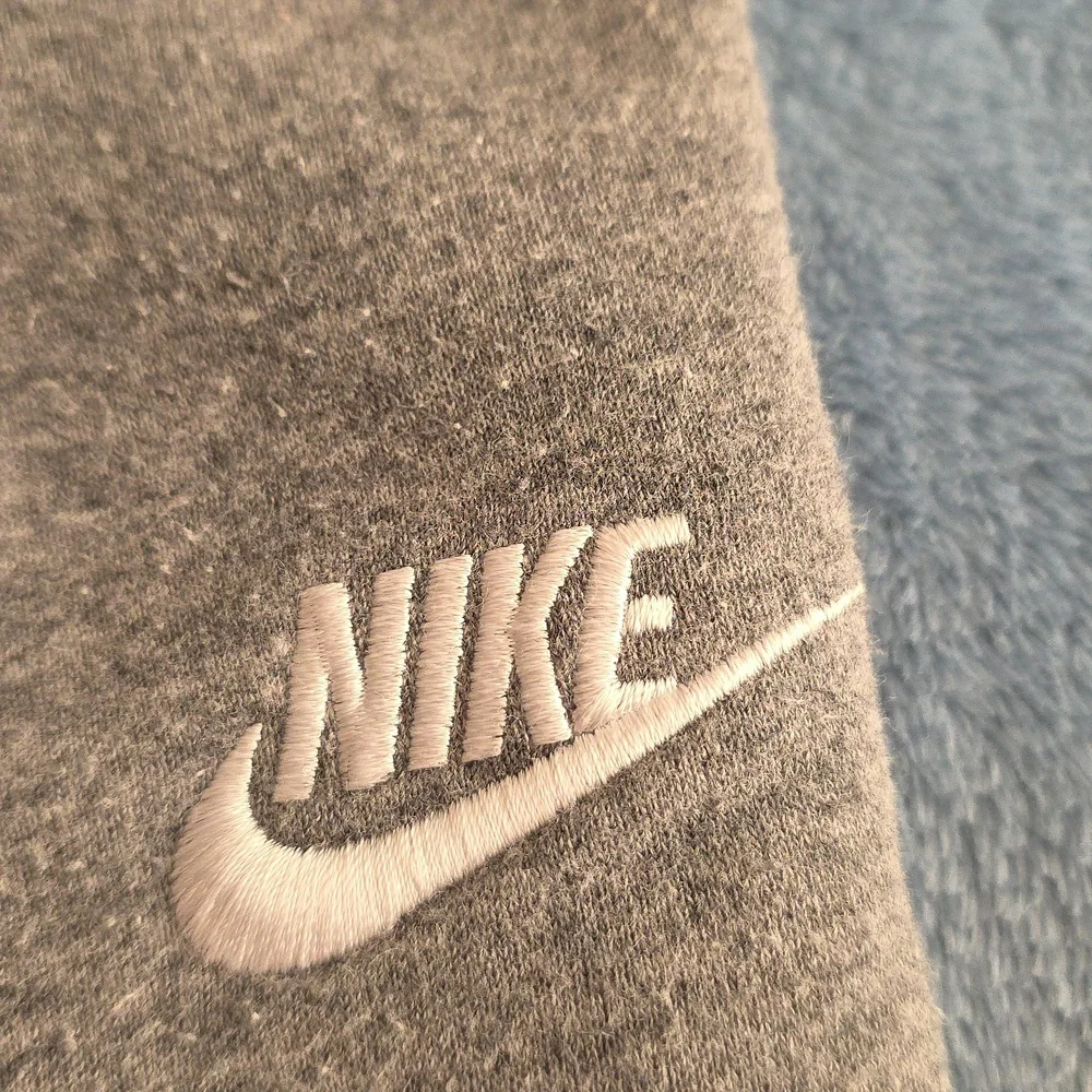 Nike Boys Joggers Size 2T - Picture 4 of 4